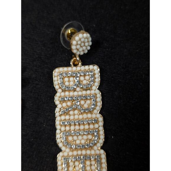 Gold Tone Bride White Bead Rhinestone Dangle Pierced Earrings Wedding - Picture 4 of 8